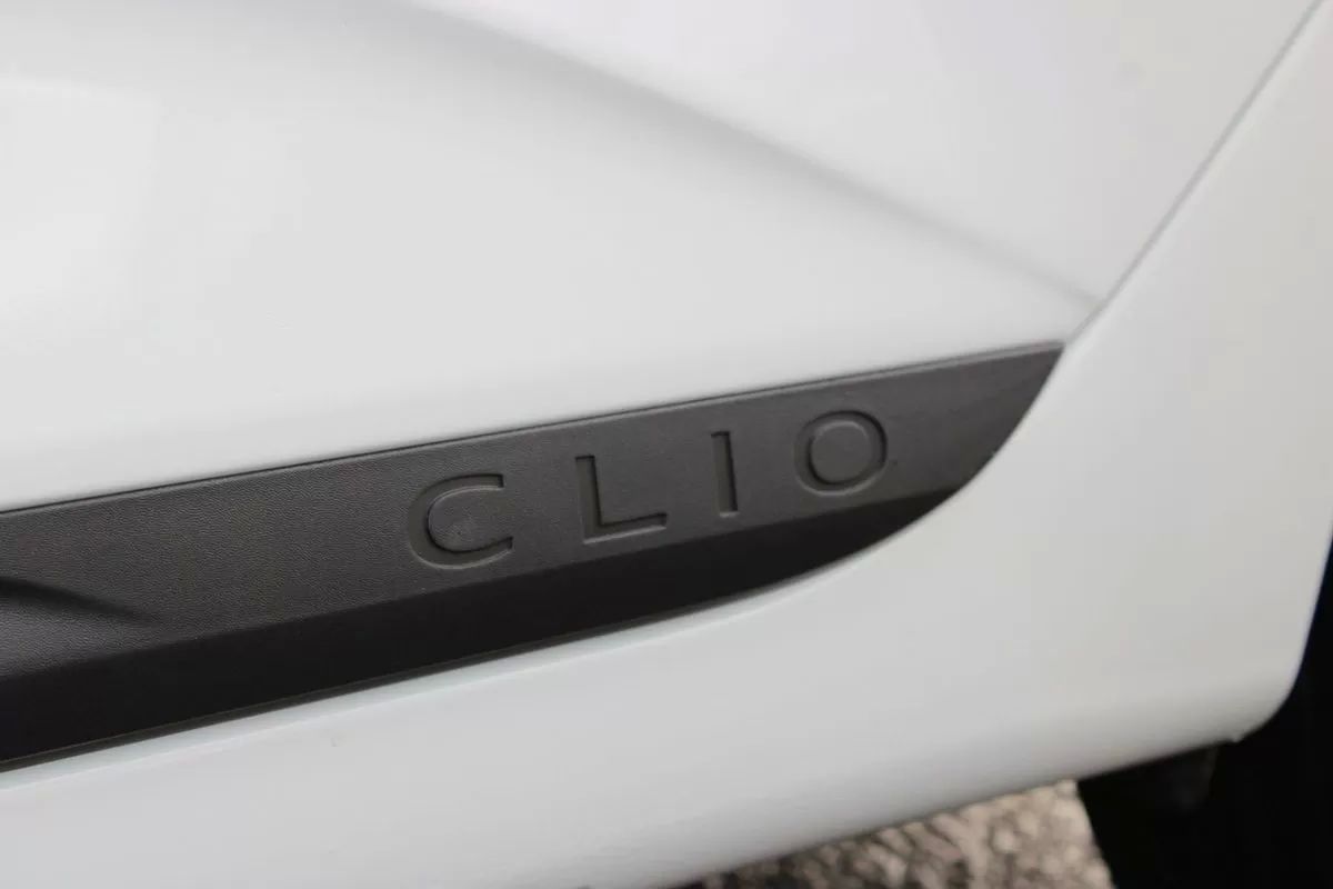 renault-clio-2023-gpl-999cc