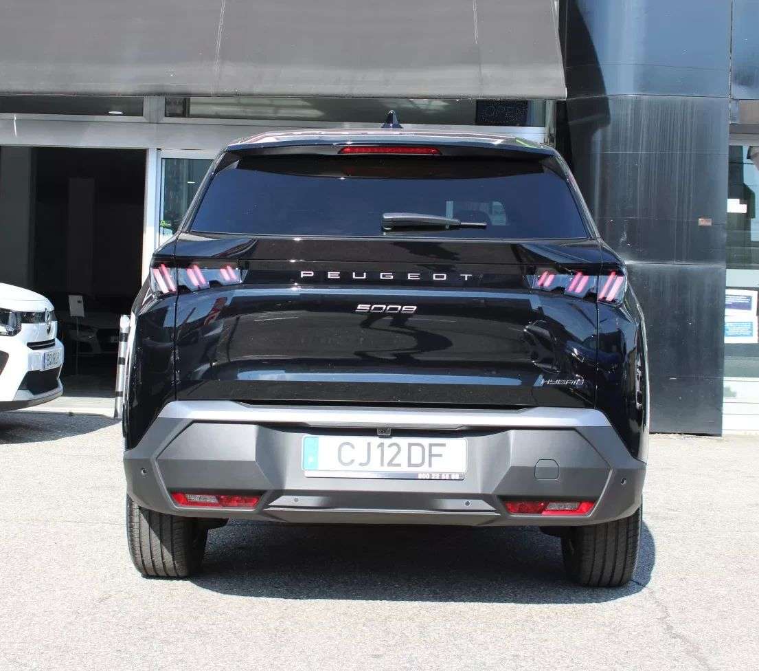 peugeot-5008-2026-hibrido-a-gasolina-1199cc