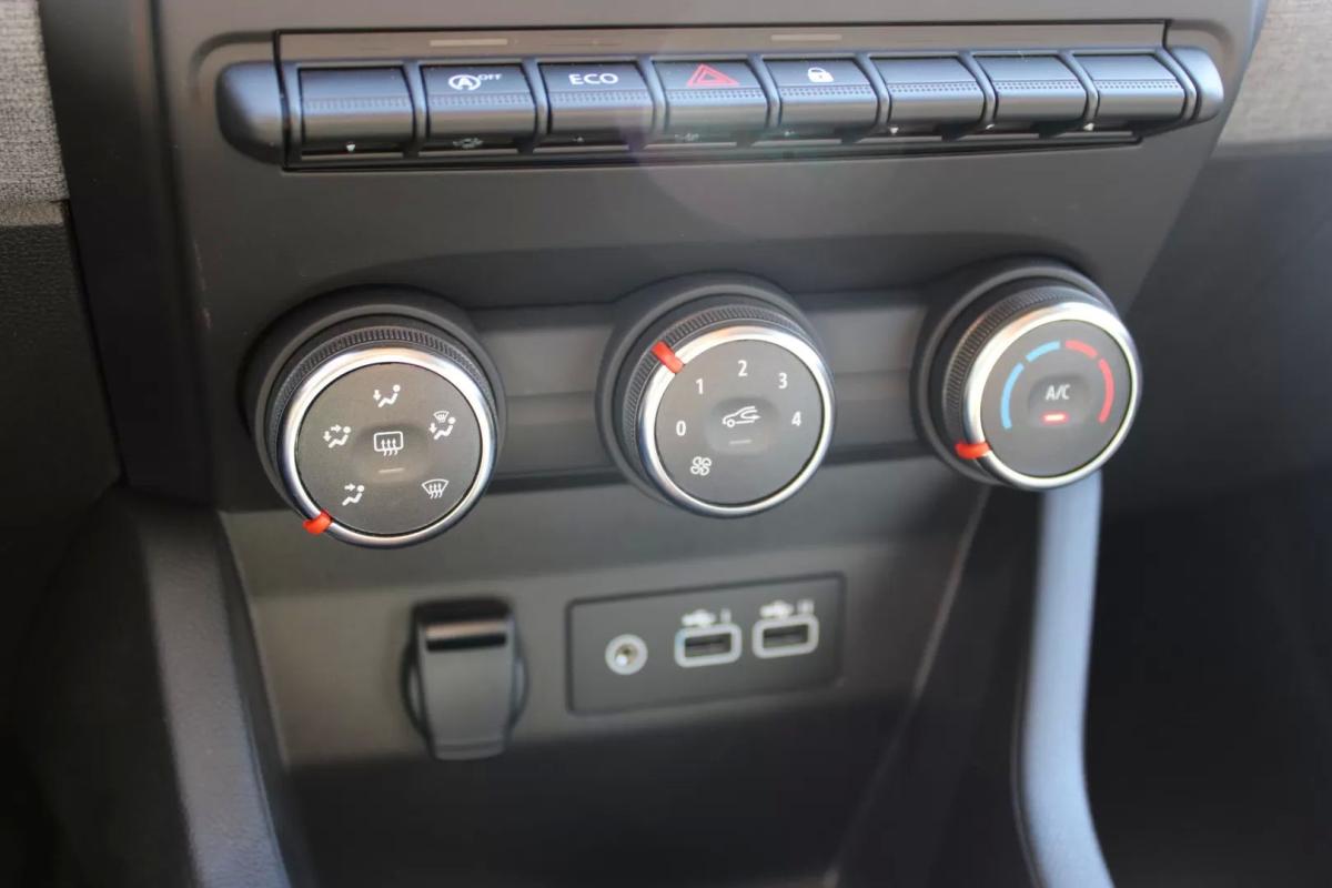 renault-clio-2024-gpl-999cc