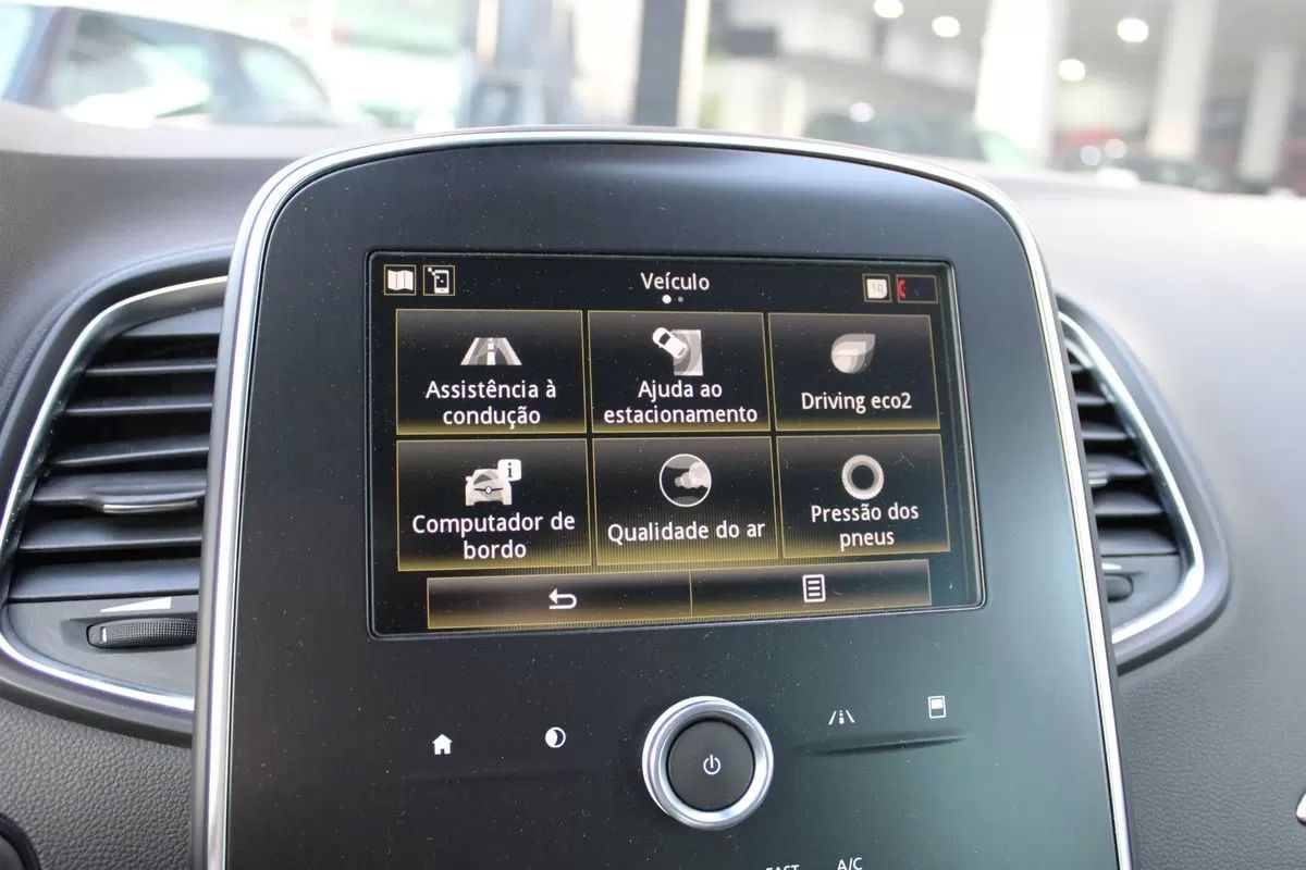 renault-scenic-2019-gasolina-1332cc