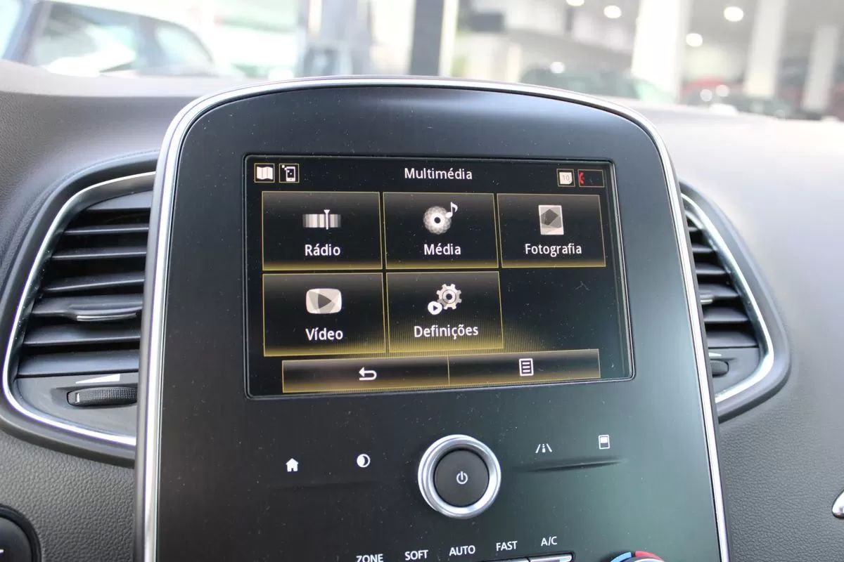 renault-scenic-2019-gasolina-1332cc