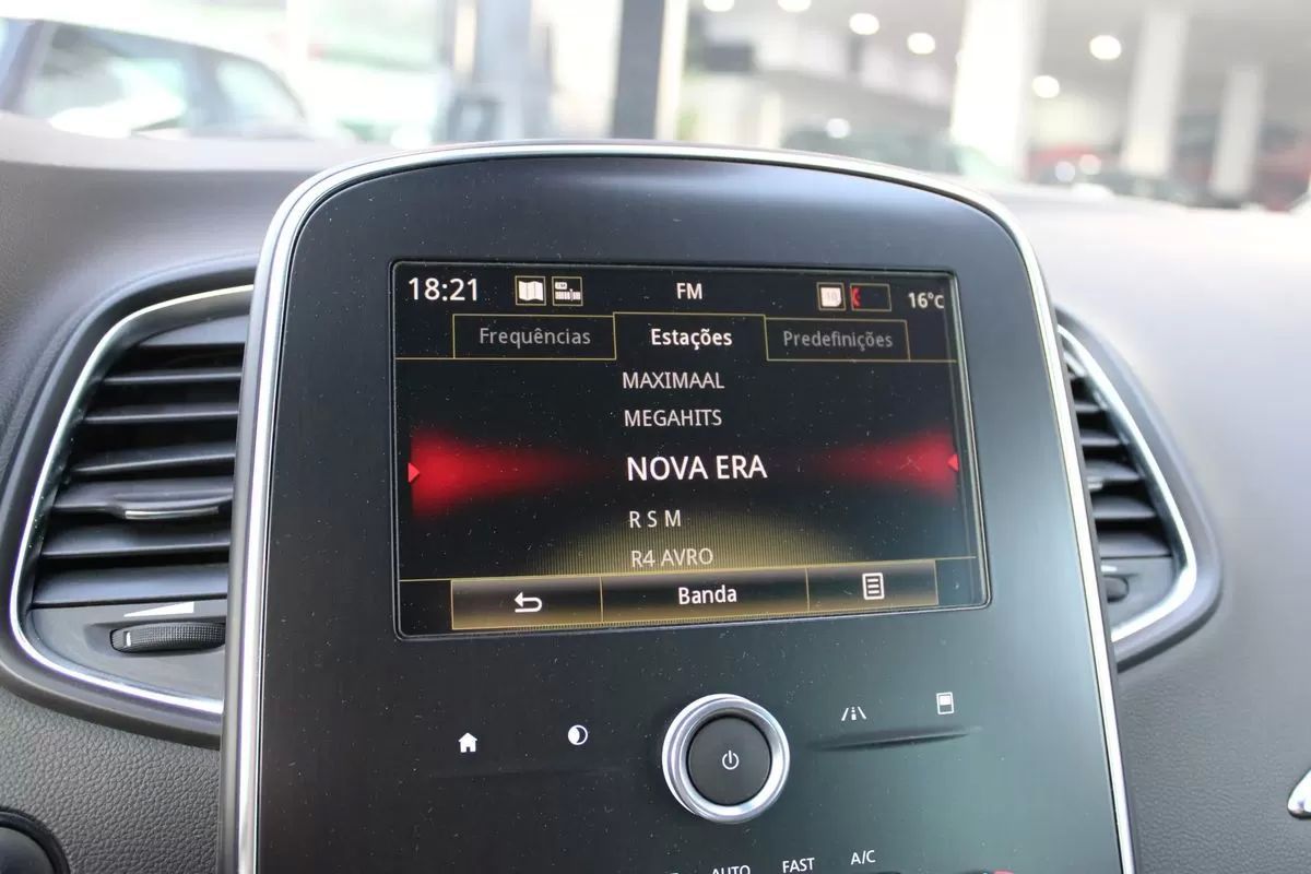 renault-scenic-2019-gasolina-1332cc