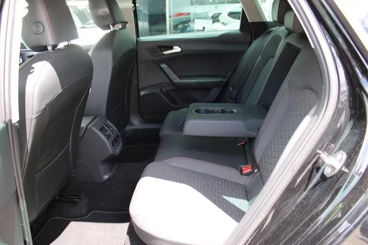 seat-leon-st-2021-hibrido-1395cc