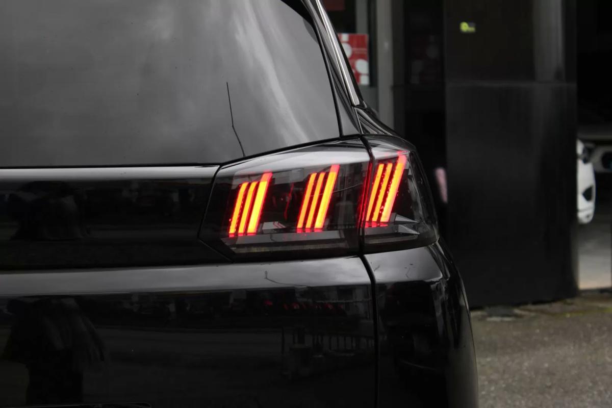 peugeot-5008-2021-diesel-1499cc