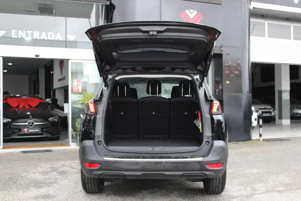 peugeot-5008-2021-diesel-1499cc