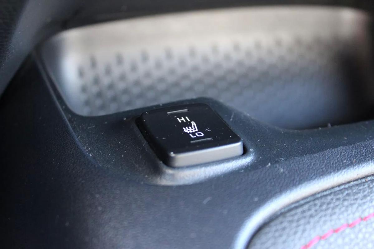 toyota-corolla-2020-hibrido-a-gasolina-1798cc