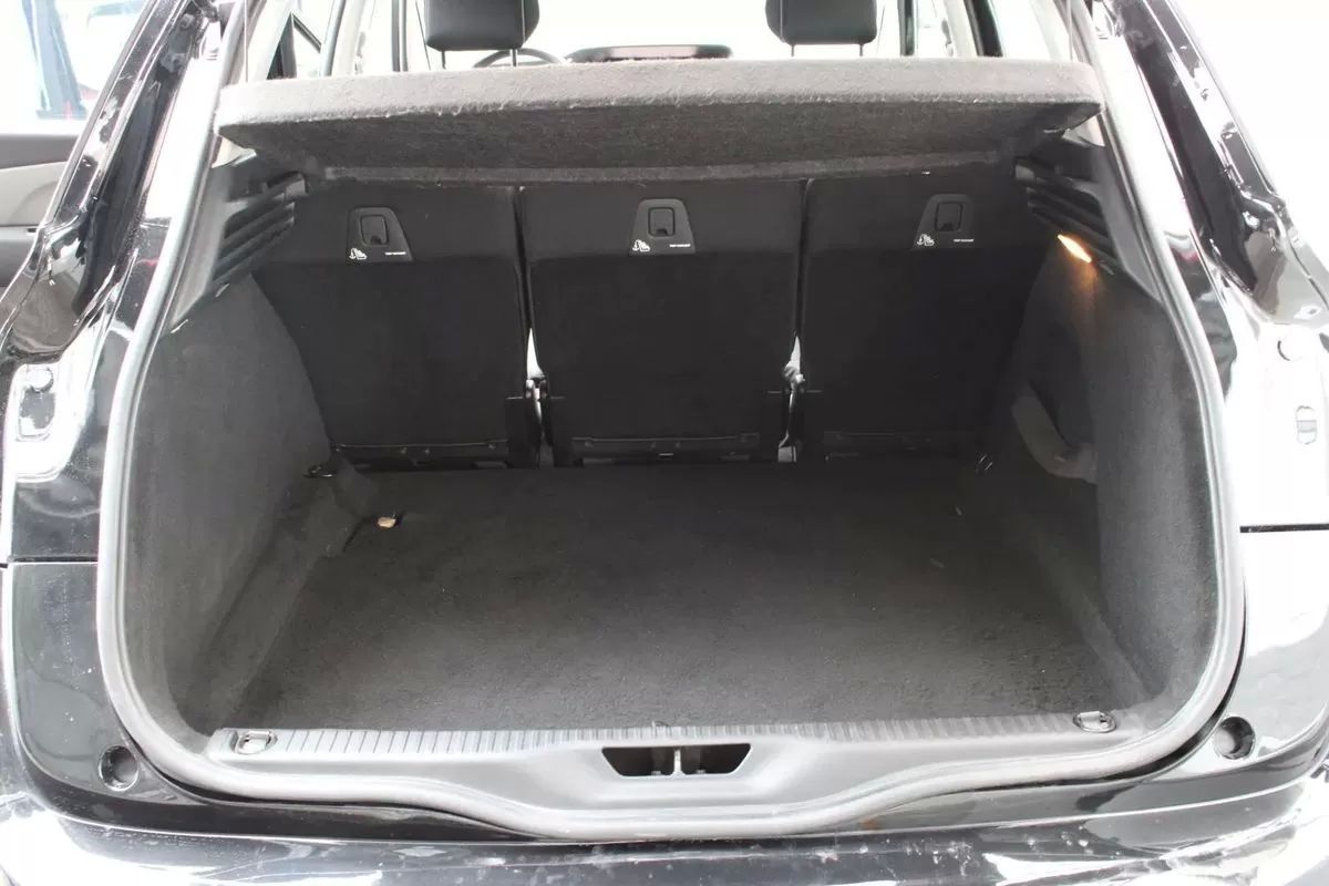 citroen-c4-picasso-2015-diesel-1560cc