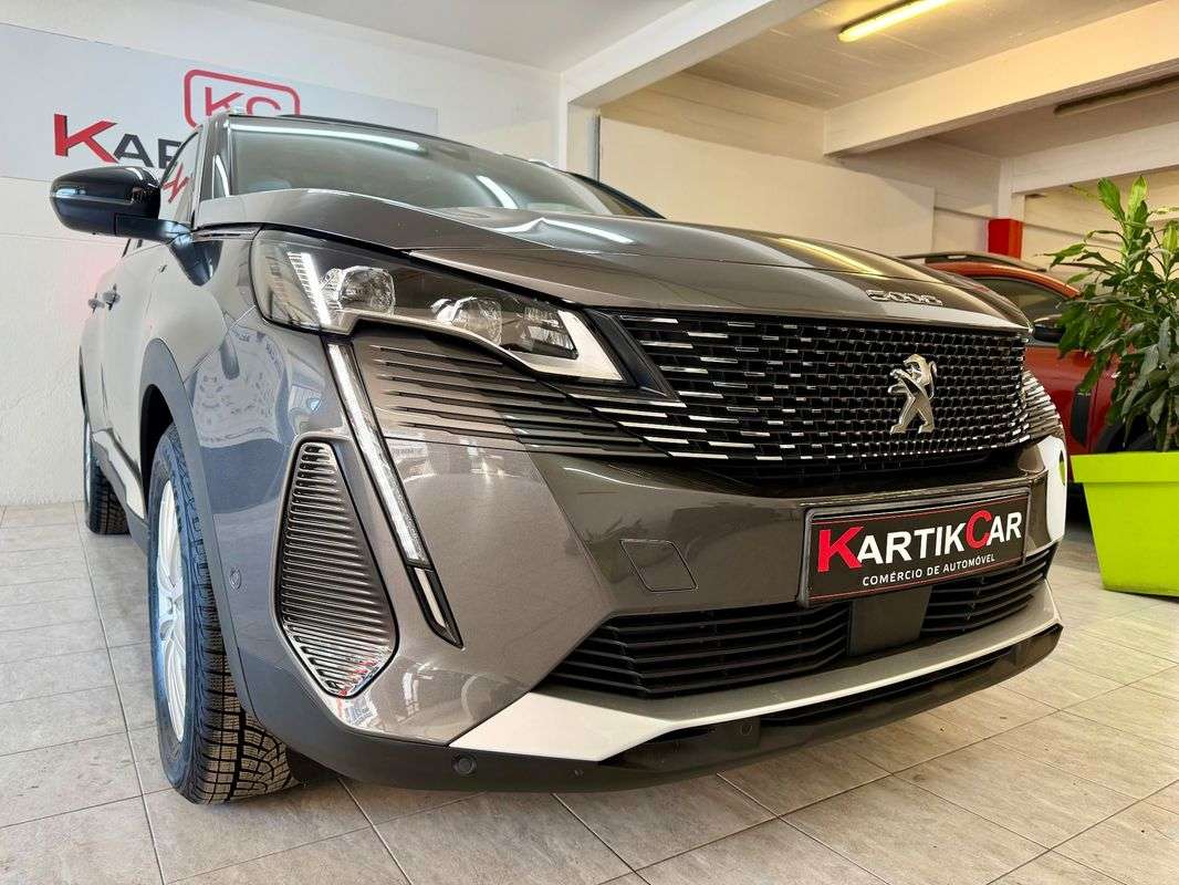 peugeot-5008-2023-diesel-1499cc
