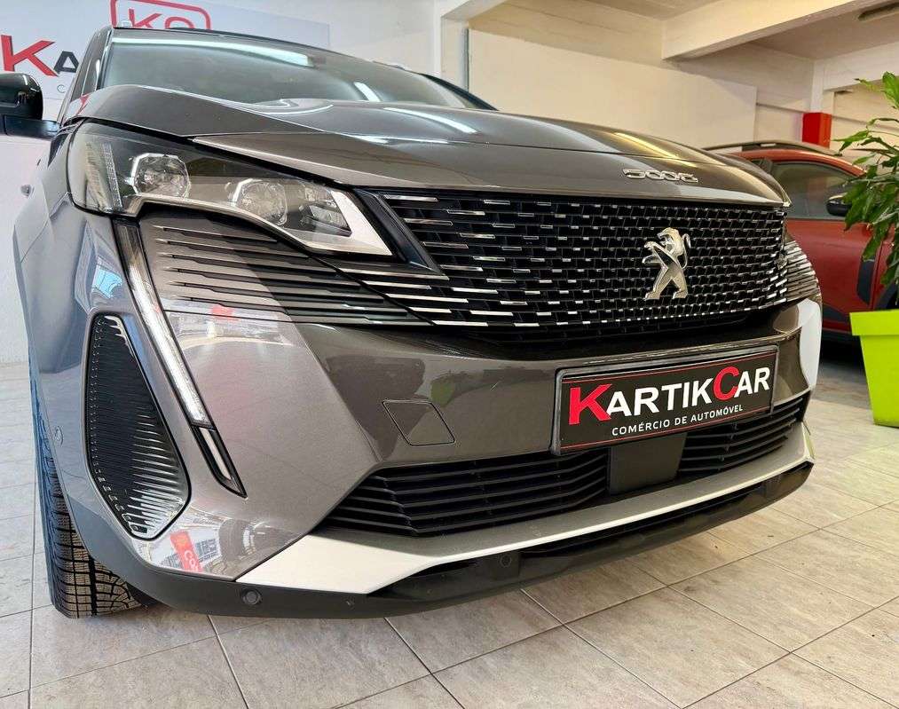 peugeot-5008-2023-diesel-1499cc