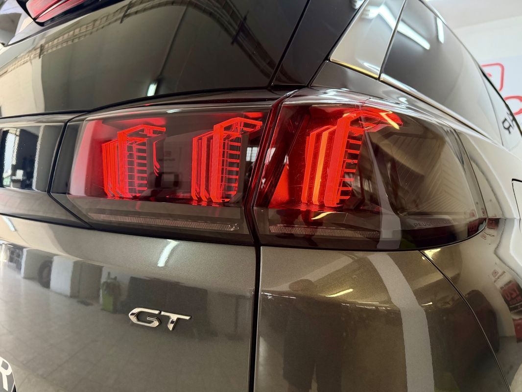 peugeot-5008-2023-diesel-1499cc