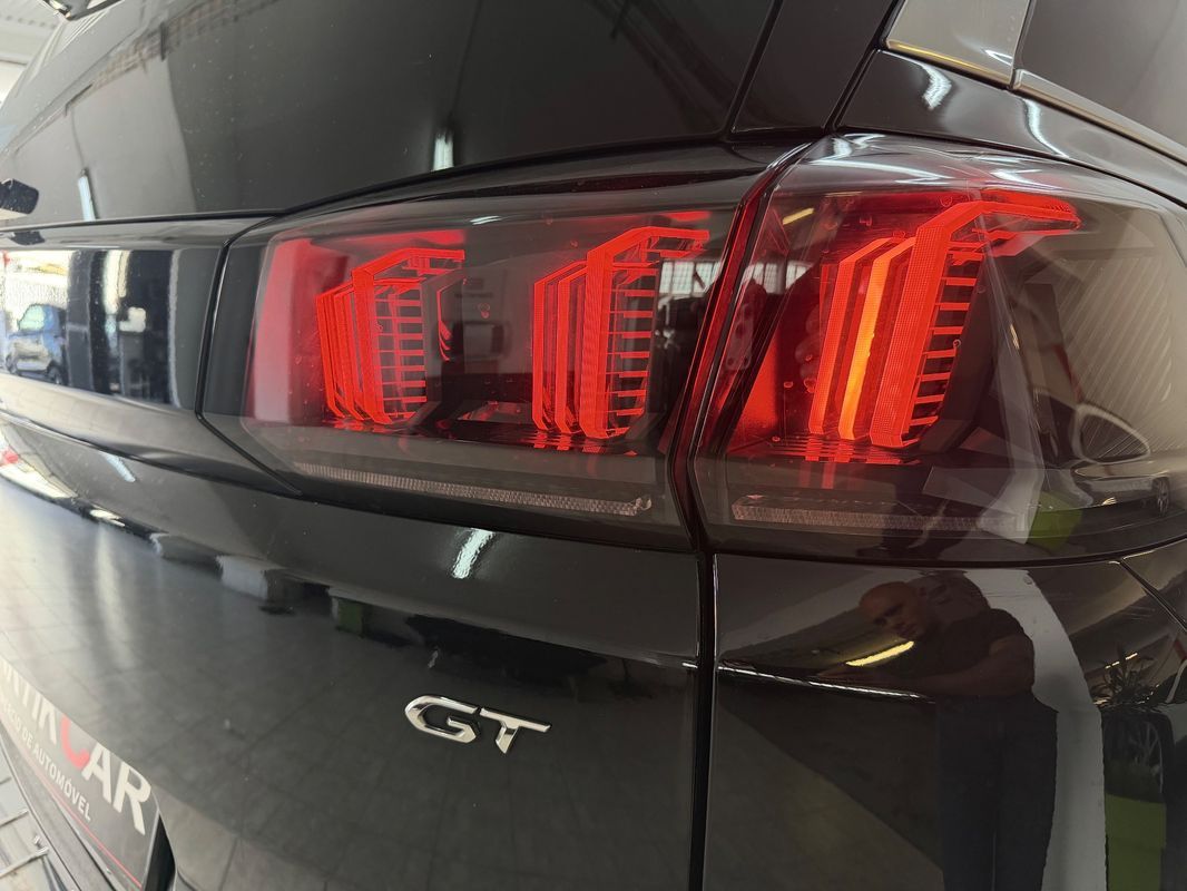 peugeot-5008-2023-diesel-1499cc