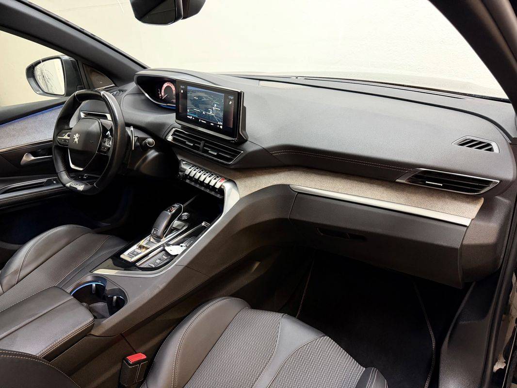 peugeot-5008-2023-diesel-1499cc