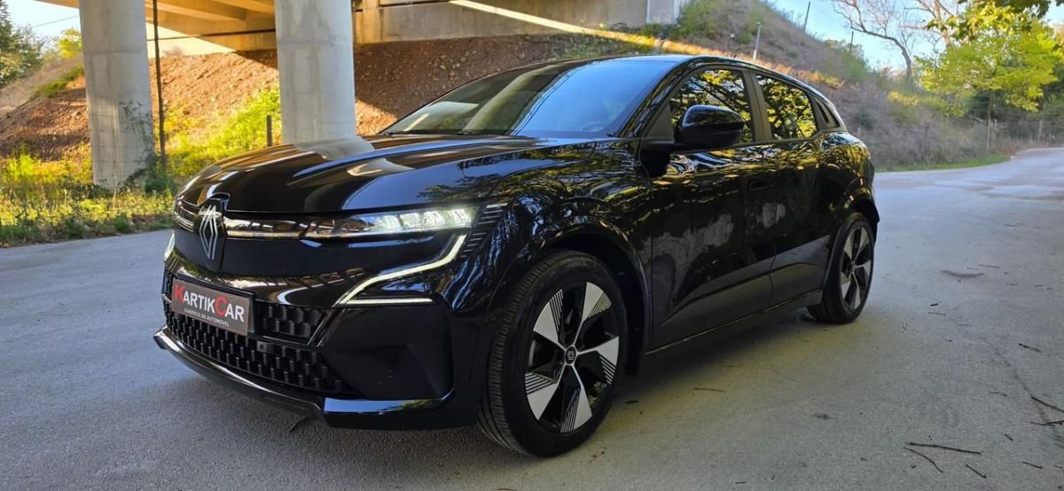 renault-megane-e-tech-2023-eletrico-0cc