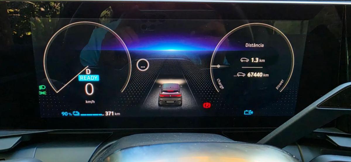 renault-megane-e-tech-2023-eletrico-0cc