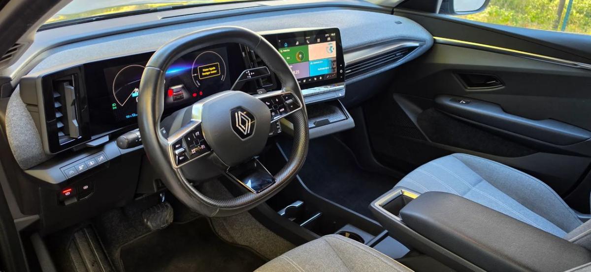 renault-megane-e-tech-2023-eletrico-0cc