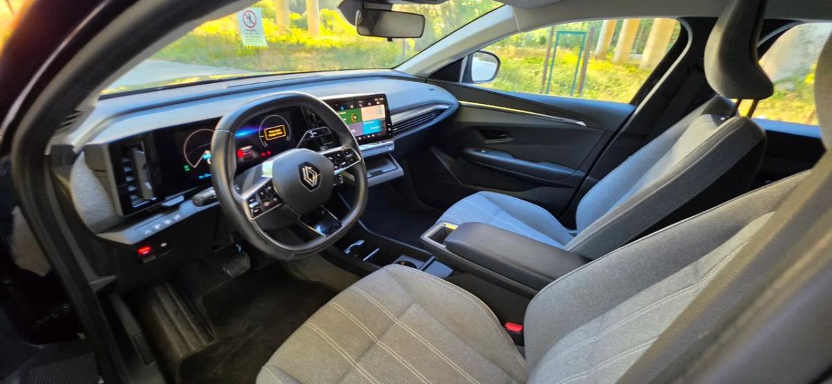 renault-megane-e-tech-2023-eletrico-0cc