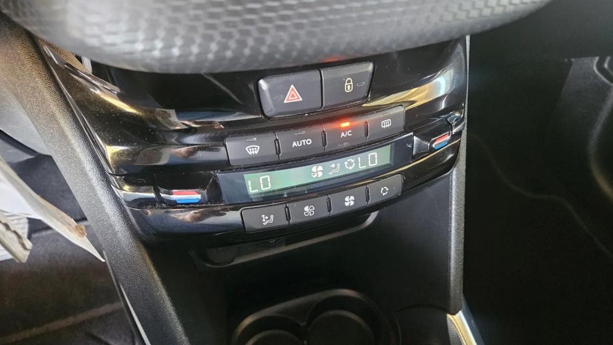 peugeot-2008-2014-gasolina-1199cc