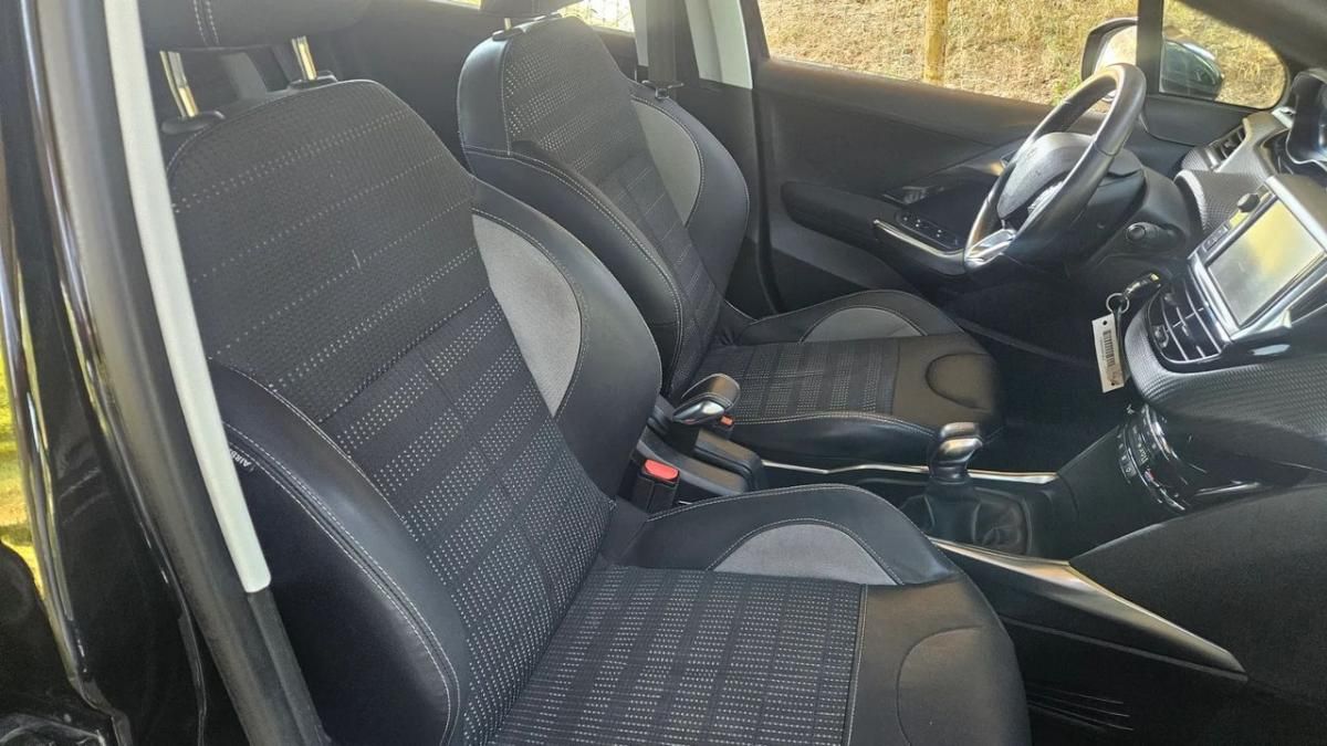 peugeot-2008-2014-gasolina-1199cc
