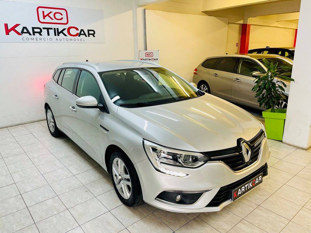 renault-megane-sport-tourer-2020-diesel-1461cc