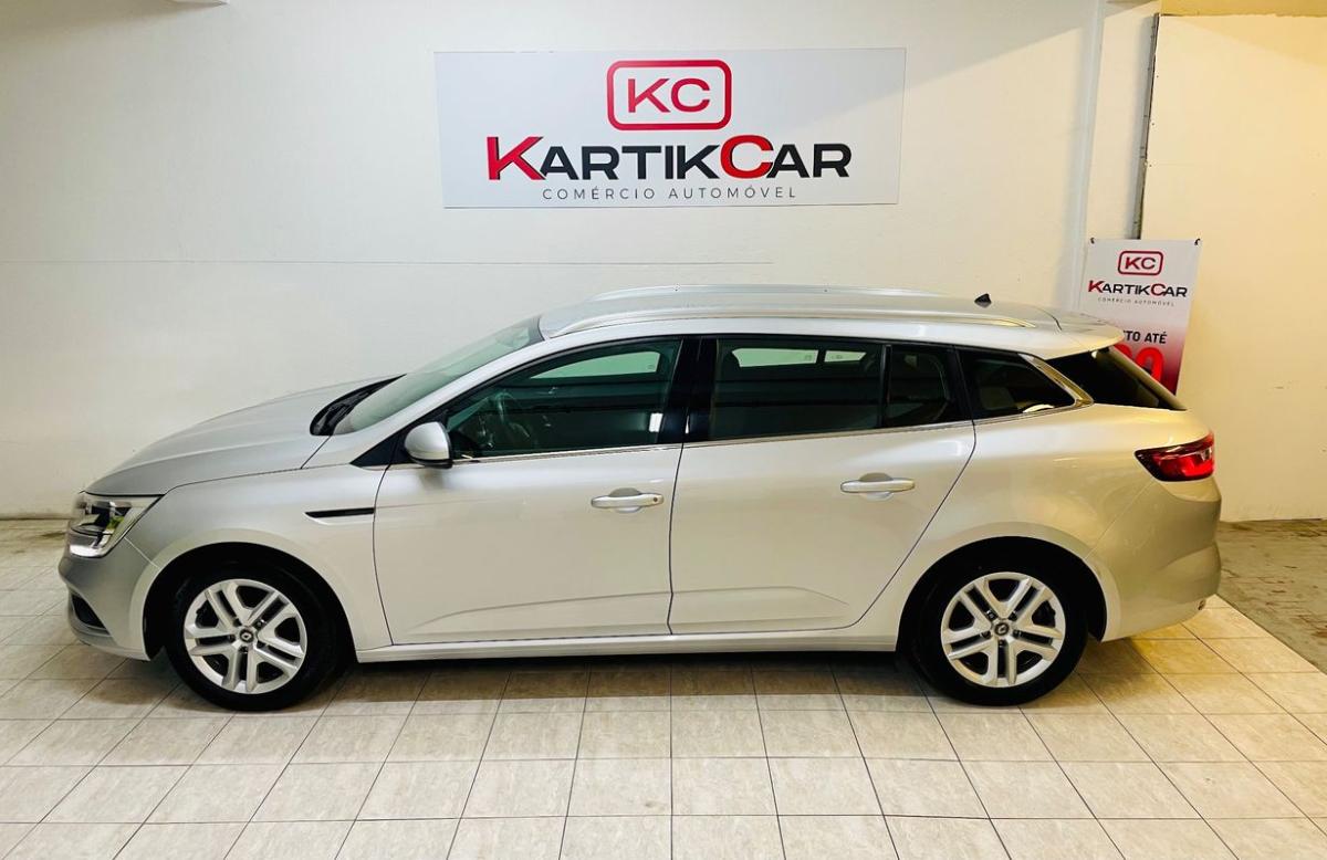 renault-megane-sport-tourer-2020-diesel-1461cc
