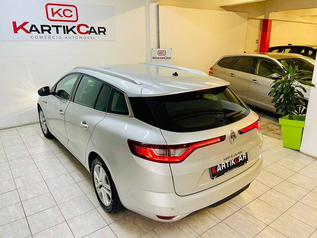 renault-megane-sport-tourer-2020-diesel-1461cc