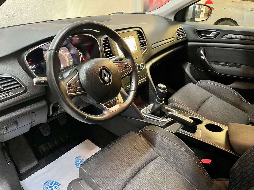renault-megane-sport-tourer-2020-diesel-1461cc