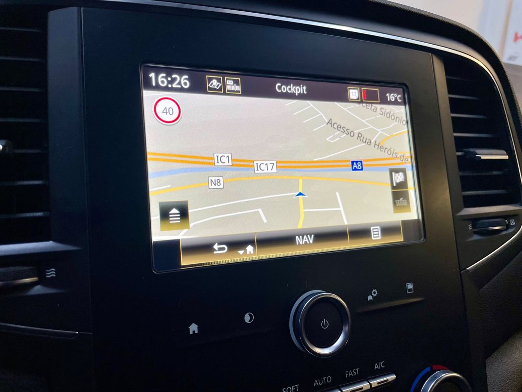 renault-megane-sport-tourer-2020-diesel-1461cc