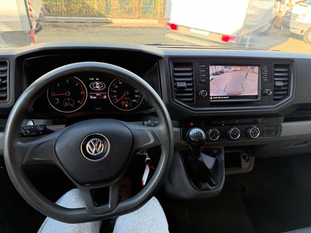 volkswagen-crafter-2018-diesel-1968cc
