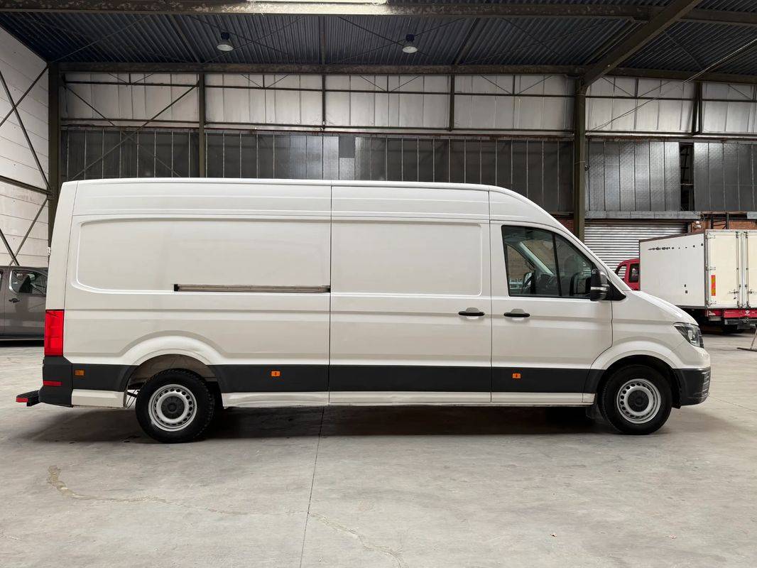 volkswagen-crafter-2018-diesel-1968cc