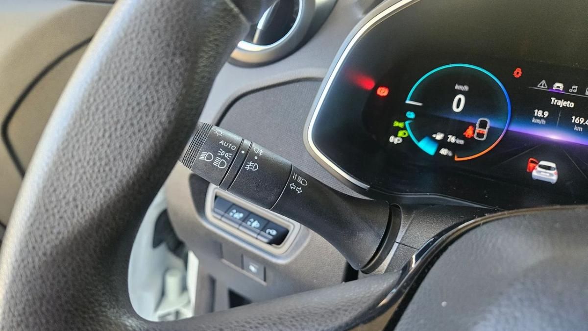 renault-zoe-2022-eletrico-0cc