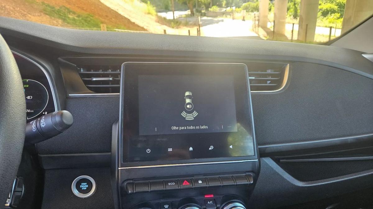 renault-zoe-2022-eletrico-0cc