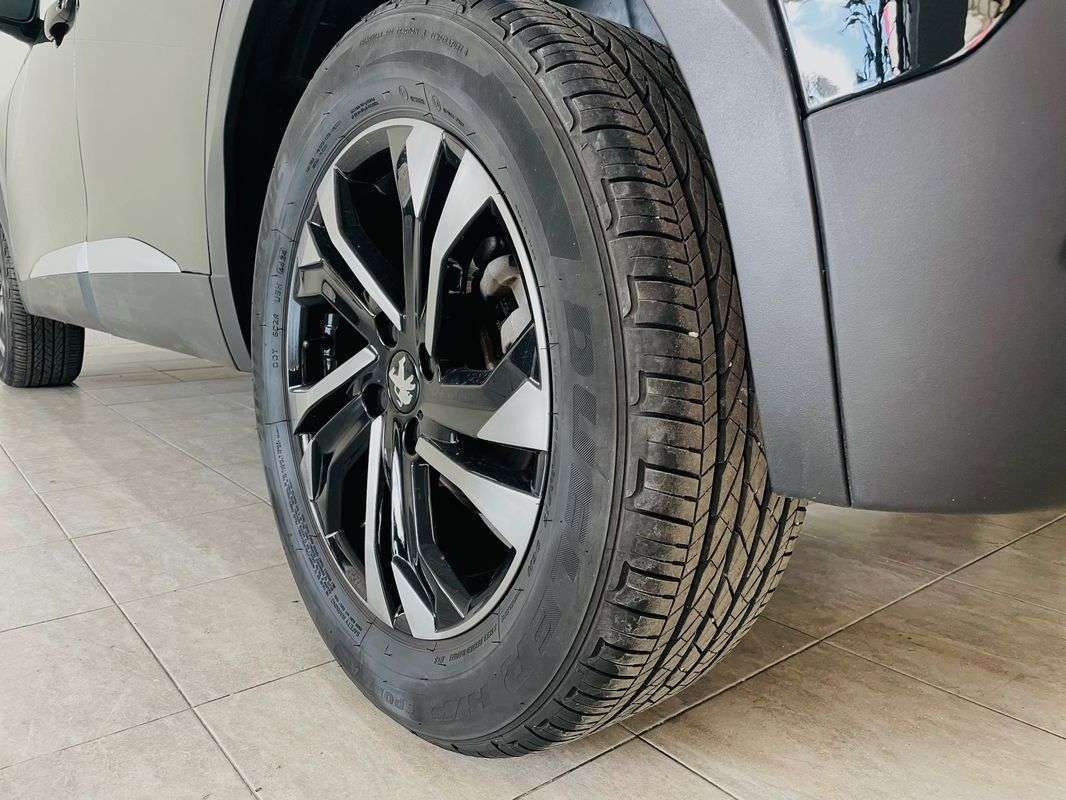 peugeot-2008-2022-gasolina-1199cc
