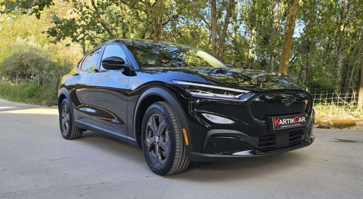 ford-mustang-2022-eletrico-0cc