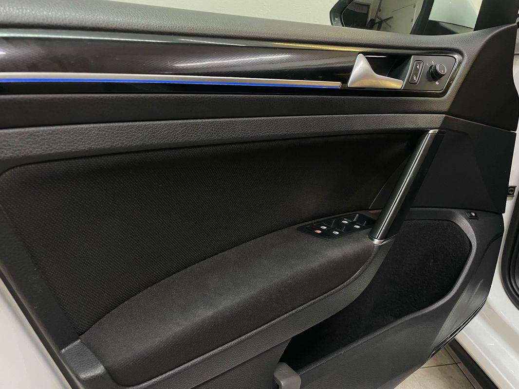 volkswagen-golf-2015-hibrido-a-gasolina-1395cc