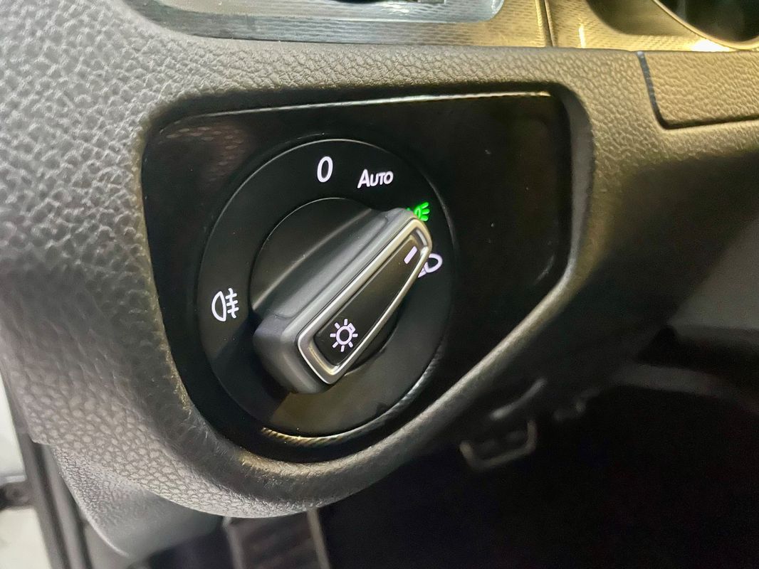 volkswagen-golf-2015-hibrido-a-gasolina-1395cc