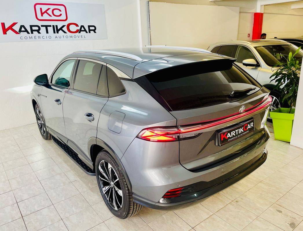 mg-hs-2025-hibrido-a-gasolina-1490cc