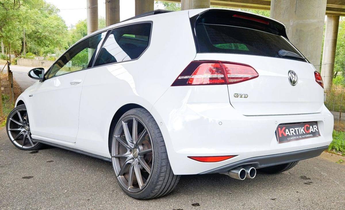 volkswagen-golf-2013-diesel-1968cc