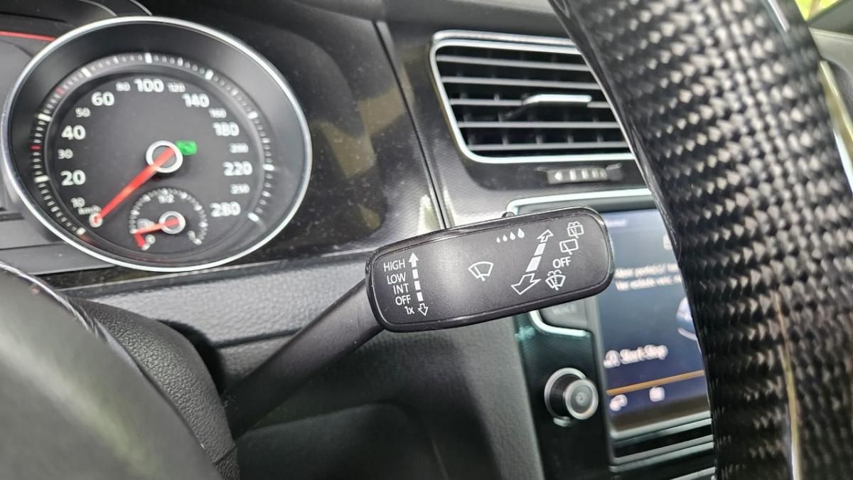 volkswagen-golf-2013-diesel-1968cc