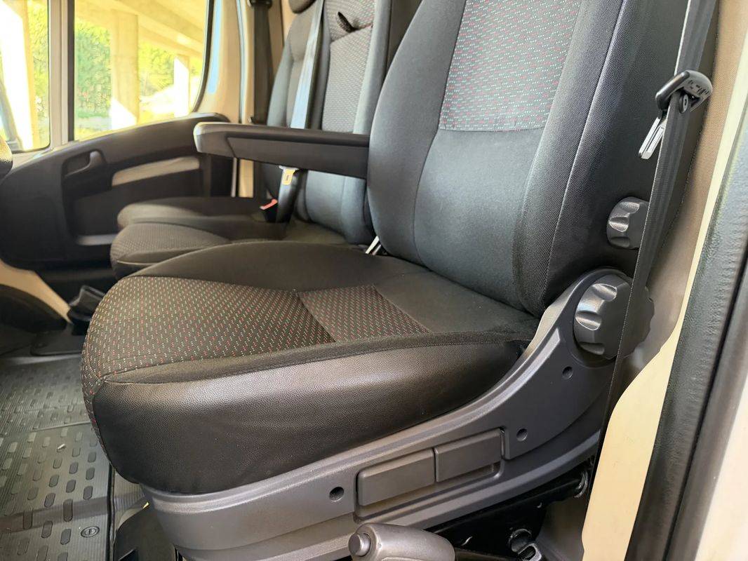 citroen-jumper-2020-diesel-2199cc