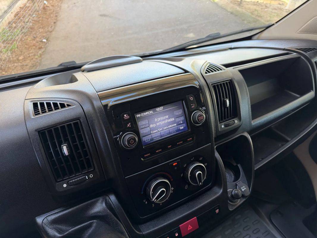 citroen-jumper-2020-diesel-2199cc