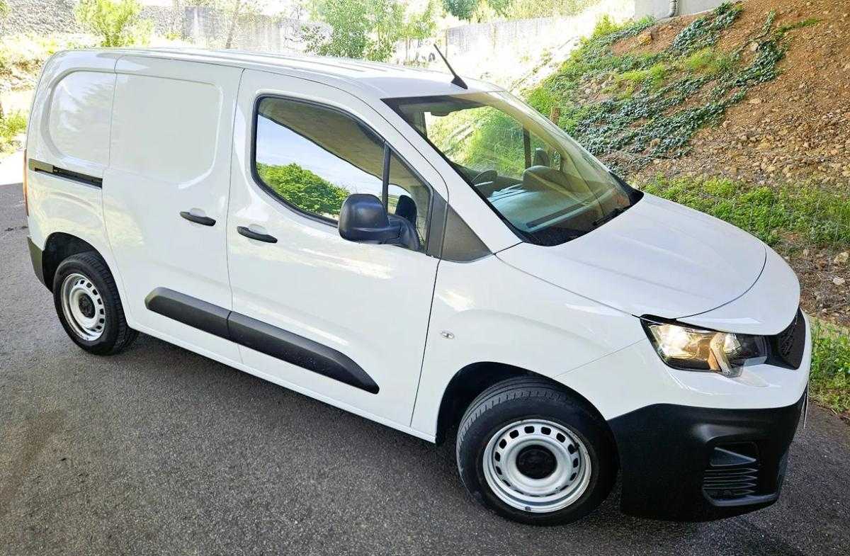 peugeot-partner-2019-diesel-1560cc