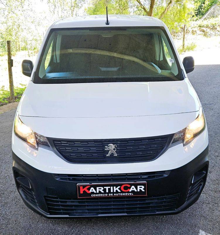 peugeot-partner-2019-diesel-1560cc