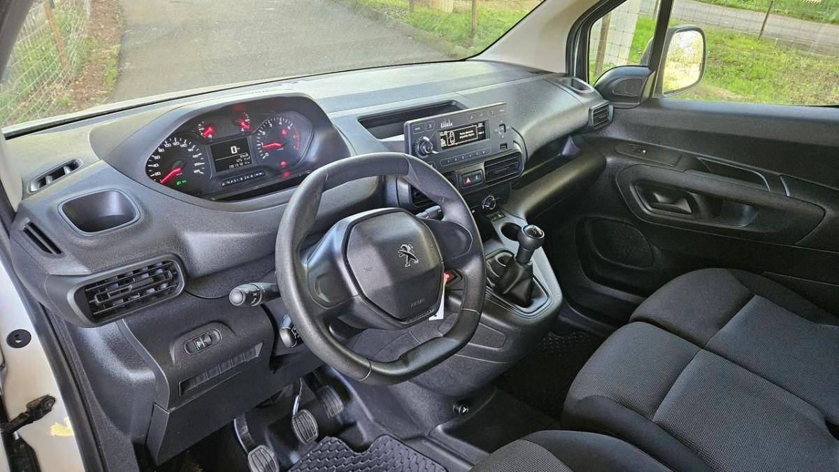 peugeot-partner-2019-diesel-1560cc