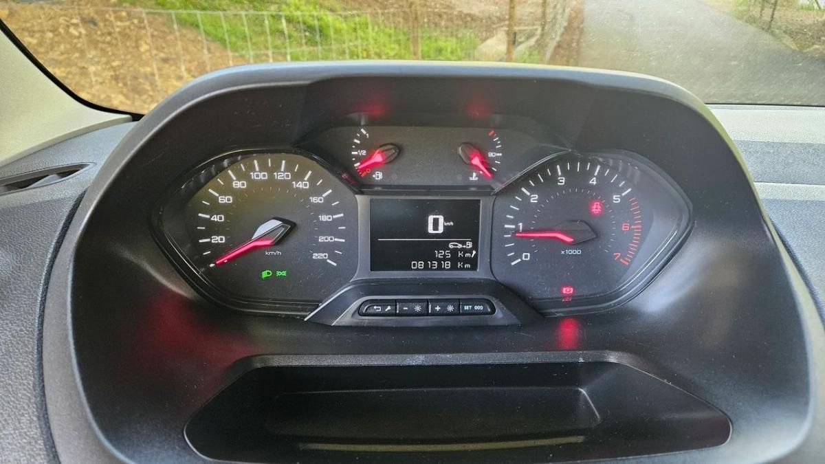 peugeot-partner-2019-diesel-1560cc
