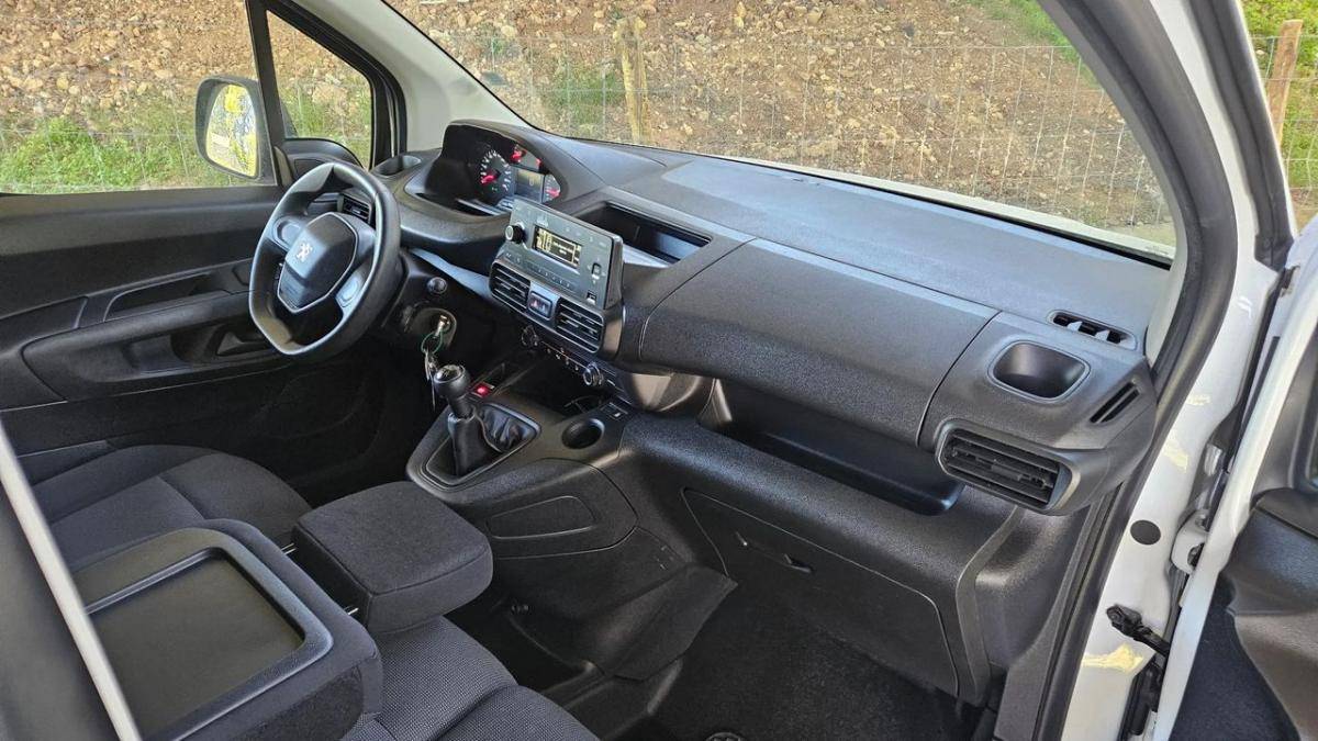 peugeot-partner-2019-diesel-1560cc
