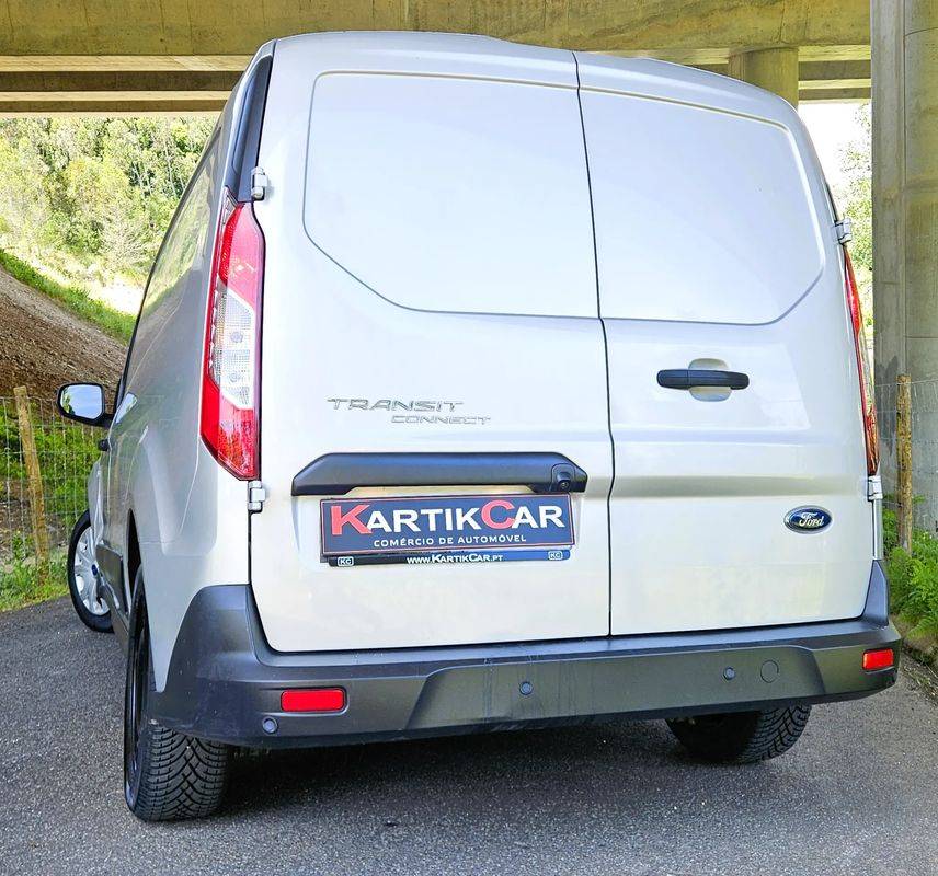 ford-transit-2021-diesel-1499cc