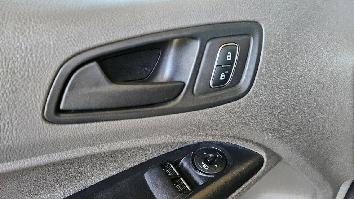 ford-transit-2021-diesel-1499cc