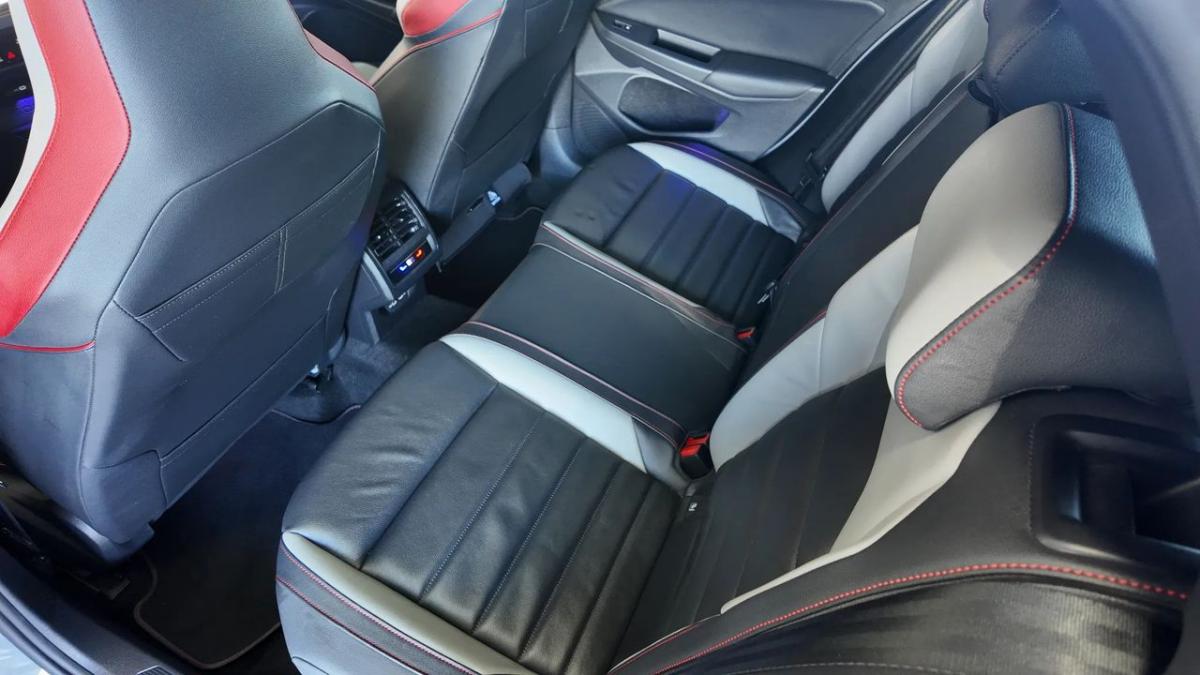 volkswagen-golf-2023-gasolina-1984cc