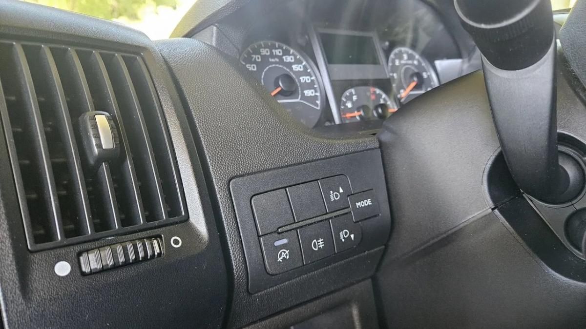 peugeot-boxer-2021-diesel-2179cc