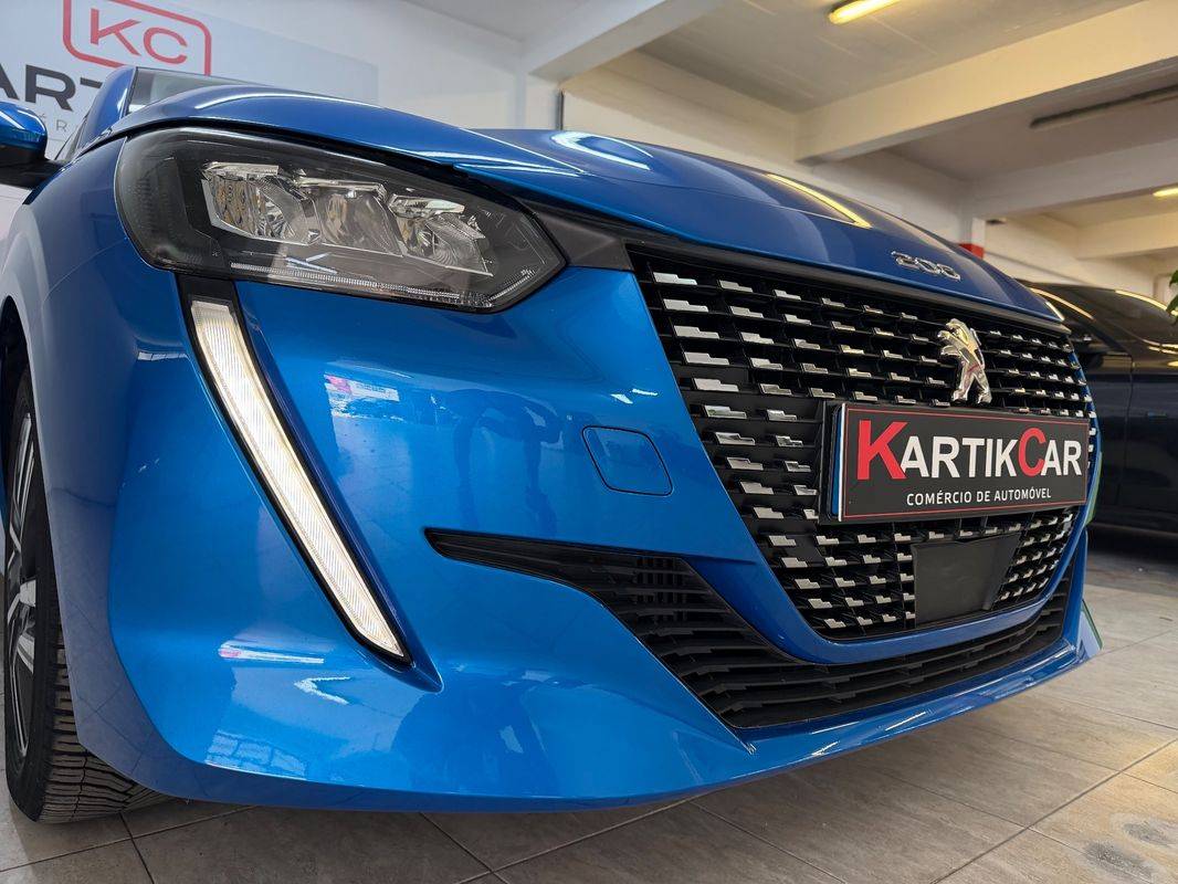 peugeot-208-2021-gasolina-1199cc